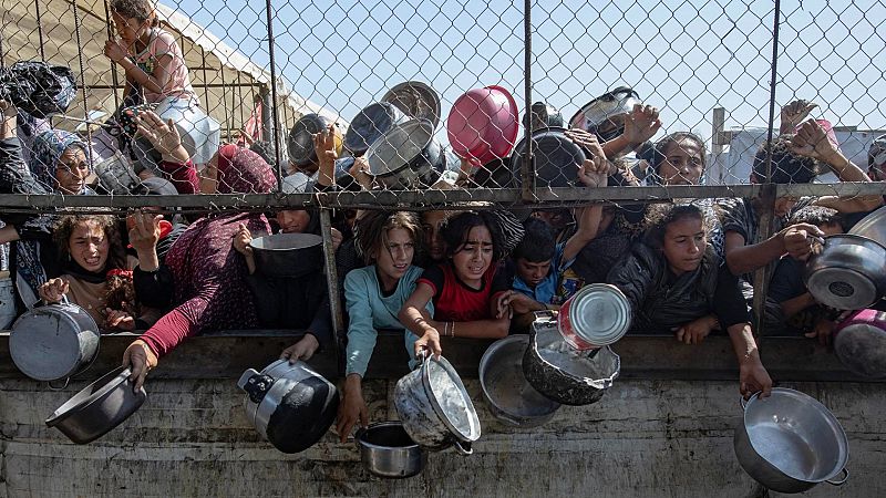 L'ENTRELLAT - Saif Abukeshek, organitzador de la Marxa Global a Gaza: ?No podem quedar impassibles davant la matana de Gaza? - L'Entrellat | Escuchar