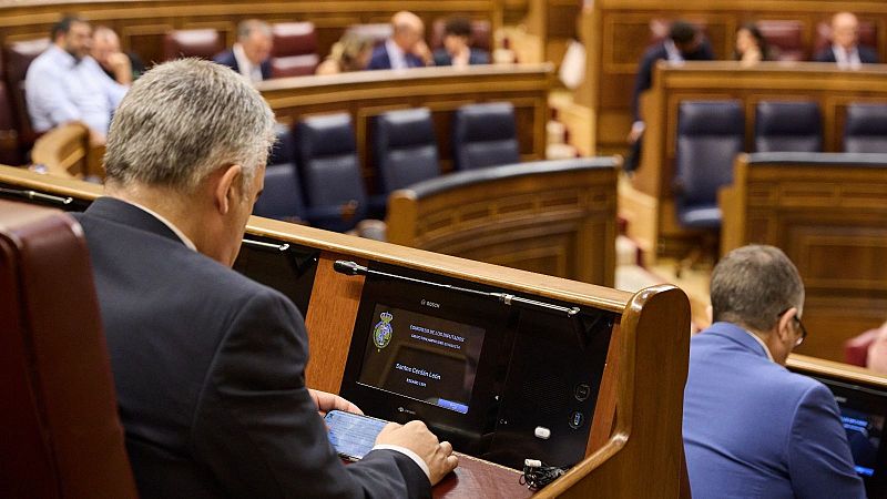 Según la UCO, Santos Cerdán gestionaba comisiones a cambio de adjudicaciones públicas - Radio 5 Actualidad | Escuchar