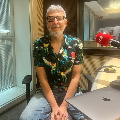 Patio de Voces - Visibilidad LGTBIQ+ en la música con Paco Tomás - 28/06/25 - Patio de voces | Escuchar