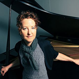 Un poco de atencin, que llega Myra Melford