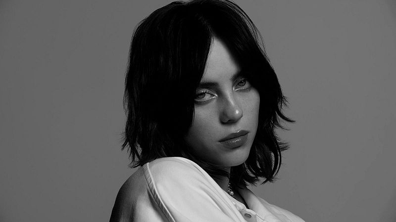Xavifrnia - Billie Eilish: Com va passar de nena rara a icona global amb noms 20 anys - Xavifrnia | Escuchar