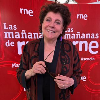 Emocionamos a Charo Lpez