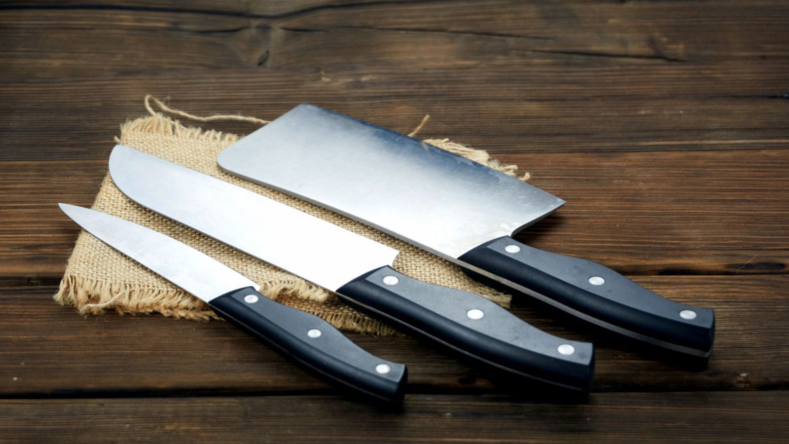 Cocina con María Lo: Todo sobre los cuchillos - Podría ser peor | Escuchar