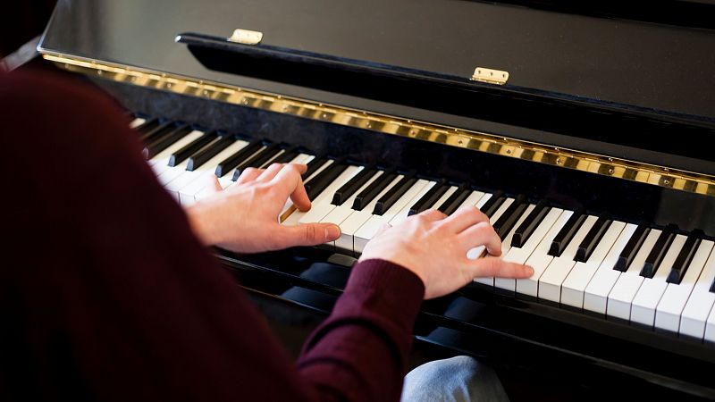 Para que veas - Jovenes que leen y tocan partituras a ciegas:  Música a les Mans - 20/06/25 - Escuchar ahora