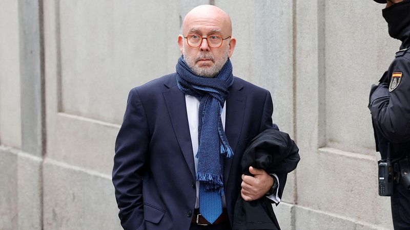 Gonzalo Boye, abogado de Carles Puigdemont: "El TC ha emitido una sentencia sólida que tendrá su recorrido europeo"-Escuchar ahora