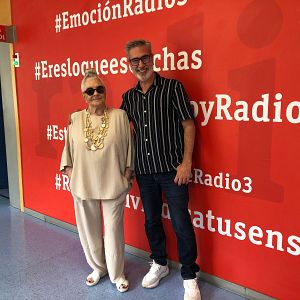 Memoria de delfín - Memoria de delfín - Función de noche... con Lola Herrera - Escuchar ahora