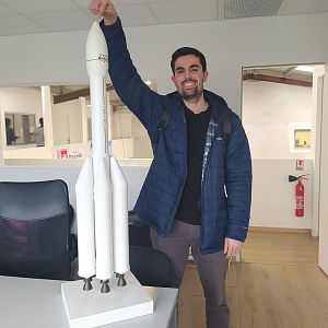 A golpe de bit en Radio 5 - A golpe de bit en Radio 5 - Cohete híbrido PADA1 y su sistema de propulsión sostenible - 02/07/25 - Escuchar ahora