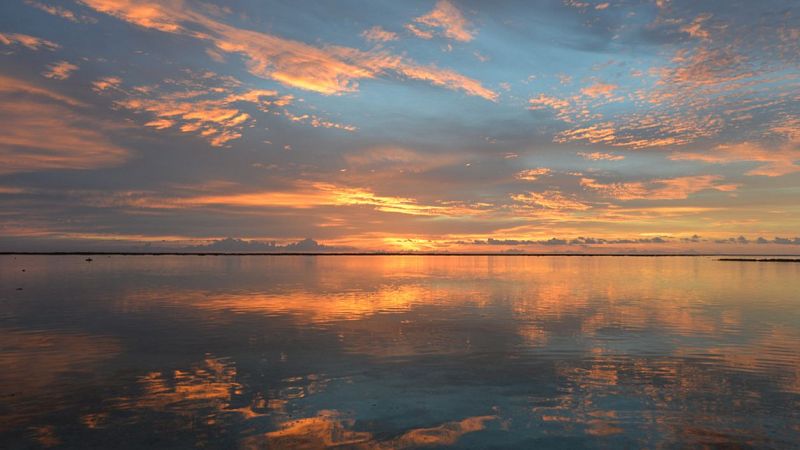 Reflejos en el agua I - Se llama calma - 03/07/25 - Reflejos en el agua | Escuchar