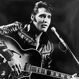 Daniel Brand: La Sirenita, Elvis i The killers al piano