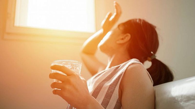 Psicologia: Com ens afecta psicolgicament la calor - Sn 4 dies | Escuchar