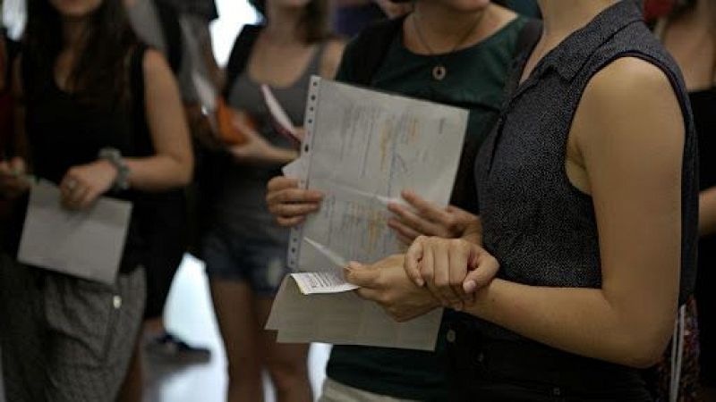 L'ENTRELLAT - Anna Yuste, exmembre de CREA: ?Em vaig veure obligada a denunciar perqu m?estaven injuriant i dient falsedats? - L'Entrellat | Escoltar