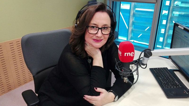 L'ENTRELLAT - Elisenda Roca ens porta els Premis Llibreters per llegir aquest estiu - L'Entrellat | Escoltar