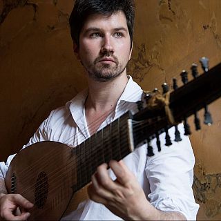 Una velada con el laudista Thomas Dunford. Festival de Schwetzingen