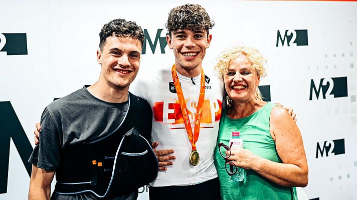 Tablero Deportivo - Tour de Francia 2025: La aventura de Sergio Romeo siguiendo a su hermano Iván - Escuchar ahrora