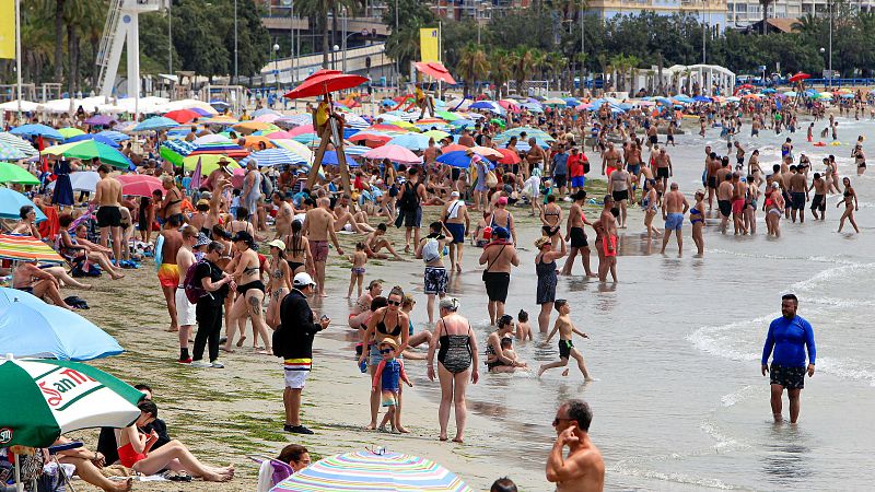 "El turismo afecta tanto a la poblaci�n aut�ctona como al medio ambiente"