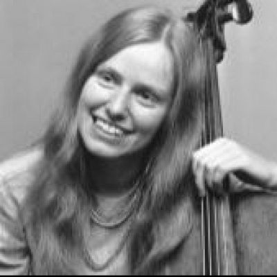 Intérpretes con mayúsculas - Jacqueline du Pré y el hechizo del violonchelo - 12/07/25 - Intérpretes con mayúsculas | Escuchar