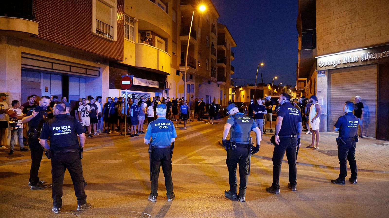 "No se puede permitir este tipo de actitudes y convocatorias que incitan al odio" - 14 horas fin de semana | Escuchar