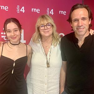 Metròpoli - Metròpoli - Ela Taubert + El Cuarto de Atrás (Teatre) - escoltar ara