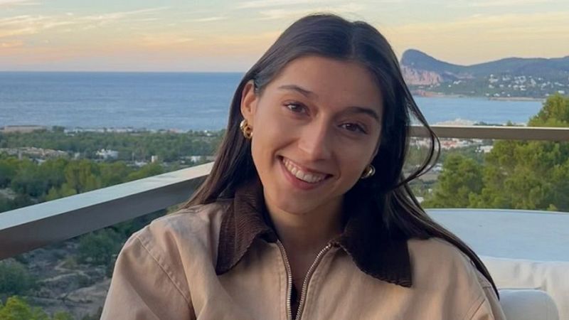 L'ENTRELLAT - Escàndol Epstein: Pot suposar un dalt a baix per Trump en plena campanya electoral de les ‘midterms’ amb Sira Cusiné - L'Entrellat | Escoltar