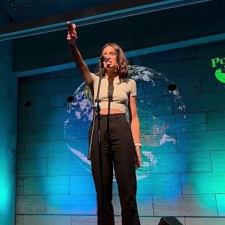 Poesia en directe. Entrevista Paula Gonzlez