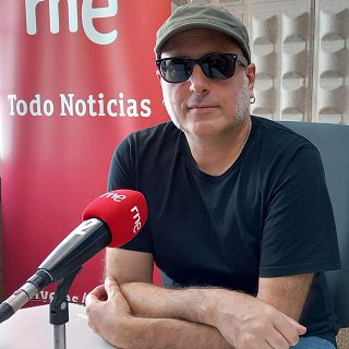 Gonzalo Surez, Premio Goya de Honor, y Javier Rodrguez, Premio Eisner