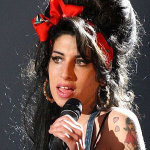 Memoria de delfín - Amy Winehouse (1983-2011): retrato de una artista irrepetible - Escuchar ahora