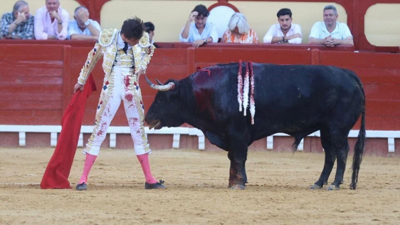 Clarín - Brillan Roca Rey, Luque y Manzanares en el sur - 02/08/25 - Escuchar ahora