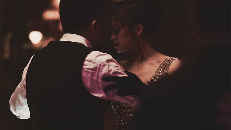 Dos por cuatro - El tango visto desde otros espacios - 08/08/25 - Dos por cuatro | Escuchar