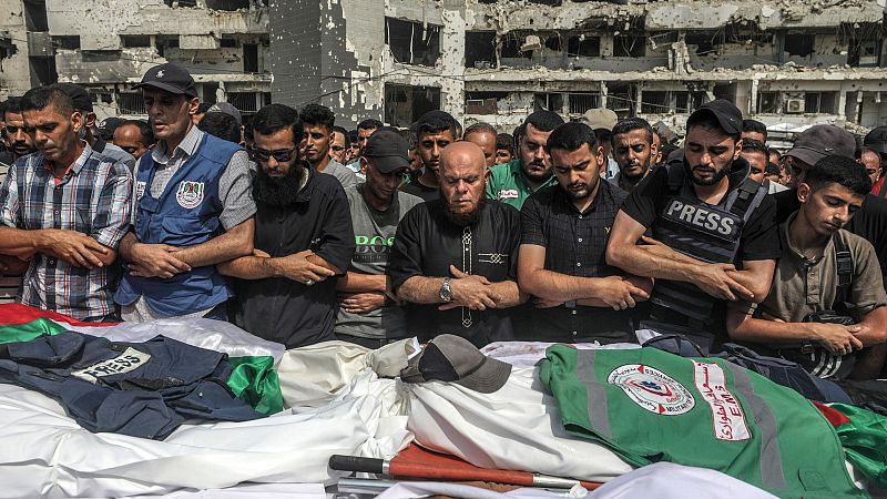 L'estiu a Ràdio 4 - Protesta a Barcelona contra l’assassinat de periodistes a Gaza - L'estiu a Ràdio 4 | Escoltar