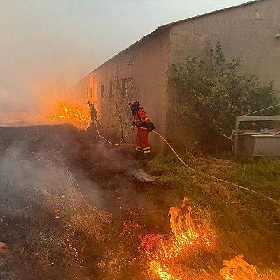\"Estos fuegos están fuera de la capacidad de extinción\" - Escuchar ahora