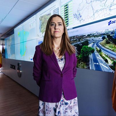 Barcones: \"Los dos aviones cisterna de la UE tienen una capacidad de hasta 5.500 litros\" - Las mañanas de RNE | Escuchar