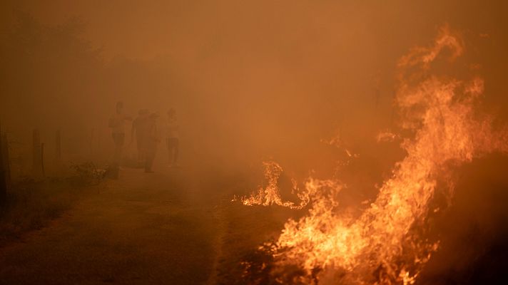 Ola de incendios: \"Los servicios están extenuados, y eso conlleva a accidentes\" - Escuchar ahora