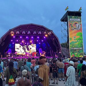 Especiales Radio 3 - Especial Rototom Sunsplash 2025 Día 1 - 18/08/25 - Especiales Radio 3 | Escuchar