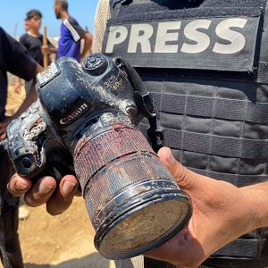 Cinco continentes - Cinco continentes - Israel asesina a 20 personas en el hospital Nasser en Gaza - Escuchar ahora