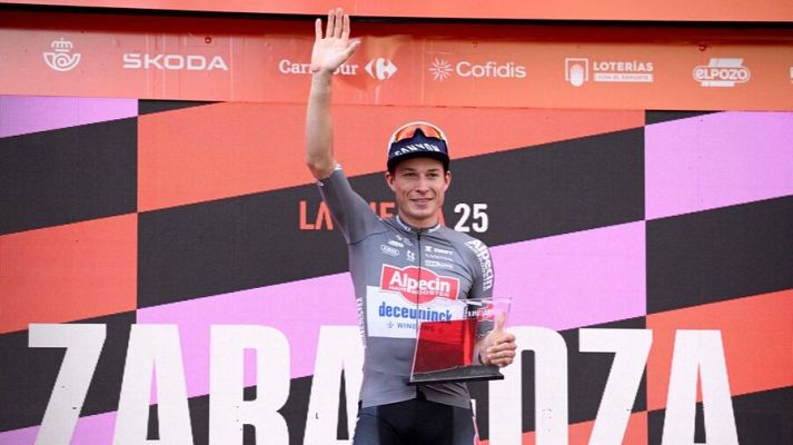 Tablero Deportivo - La Vuelta 2025: Etapa 8 - Philipsen se impone al sprint en Zaragoza - Escuchar ahora