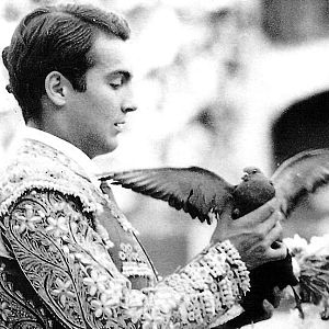 Clarín - Clarín - Programa especial: 40 años sin Yiyo - 30/08/25 - Escuchar ahora