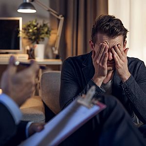 Fin de mes - Fin de mes - El suicidio en el ámbito laboral - Escuchar ahora