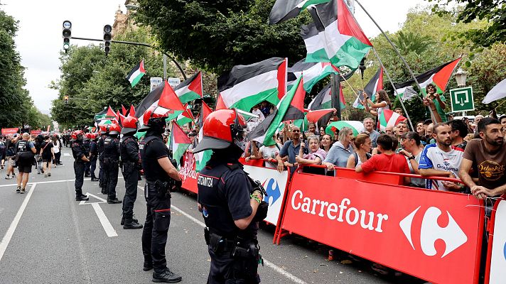 Tablero Deportivo - La Vuelta 2025: Etapa 11 - Las protestas por Palestina dejan sin ganador la etapa - Escuchar ahora