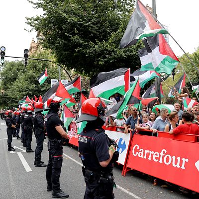 Tablero Deportivo - La Vuelta 2025: Etapa 11 - Las protestas por Palestina dejan sin ganador la etapa - Escuchar ahora