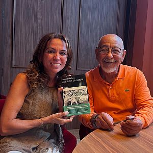 Libros de arena - Libros de arena - Leonardo Padura y 'Morir en la arena' - Escuchar ahora