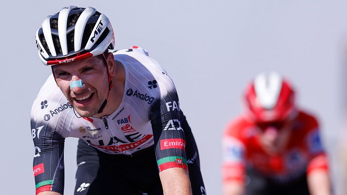 Tablero Deportivo - La Vuelta 2025: Etapa 13 - Almeida se lleva la etapa reina en L'Angliru y sueña con La Vuelta - Escuchar ahora