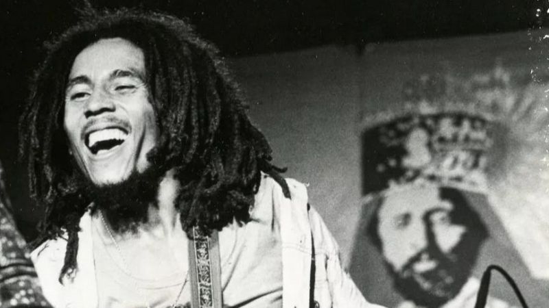 Bon dia i bona sort - Missatges ocults a les canons de Bob Marley? - Bon dia i bona sort | Escoltar