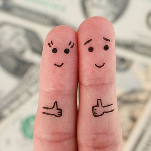 Economía de bolsillo - Economía de bolsillo - ¿Es poco romántico hablar de dinero con tu pareja? - 21/09/25 - Economía de bolsillo | Escuchar