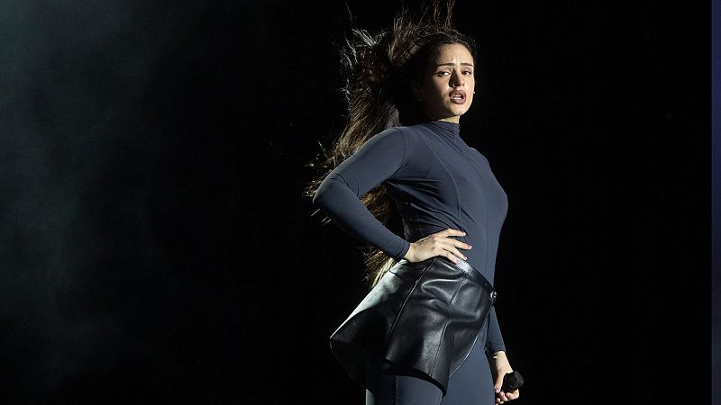 Xavifrnia - Vanessa Hogarth: Rosala es reinventa, Rihanna amplia la famlia i Kiko Rivera prepara el seu ?shakirazo? - Xavifrnia | Escoltar