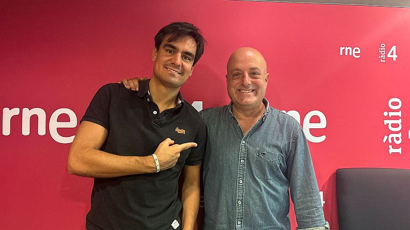 El Mat de Rdio 4 - Lo Pau de Ponts dedica una can a l'alcalde de Barcelona: li demana que ens deixi tornar al Camp Nou - El mat de Rdio 4 | Escoltar