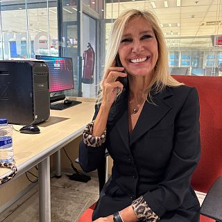 Marta Robles, tambin novelista