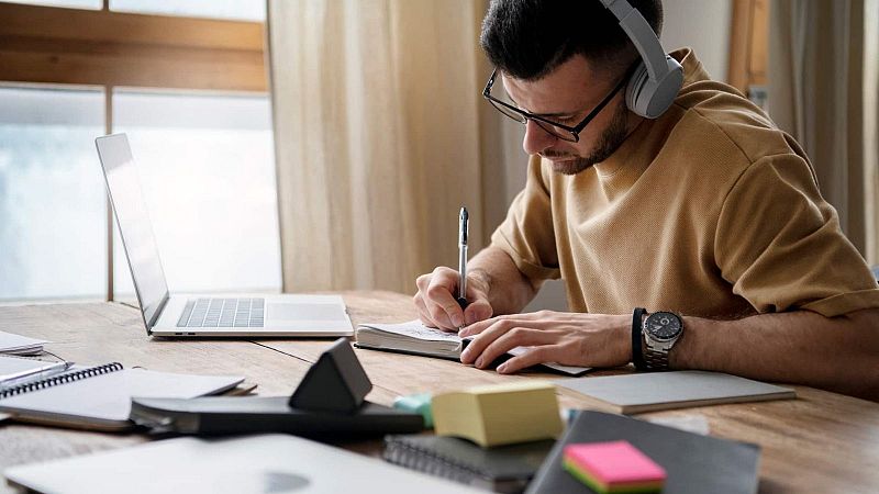 Xavifrnia - Virals: Quin s el Top 5 carreres ms estressants del mn? - Xavifrnia | Escoltar