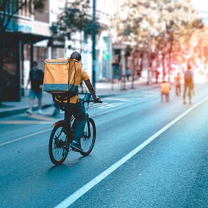 Fin de mes - El resurgir de los falsos autónomos- Escuchar ahora