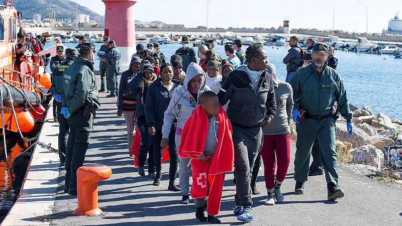 Migrantes y refugiados - Horizonte | Escuchar
