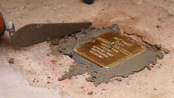 Llambordes per homenatjar les vctimes del franquisme